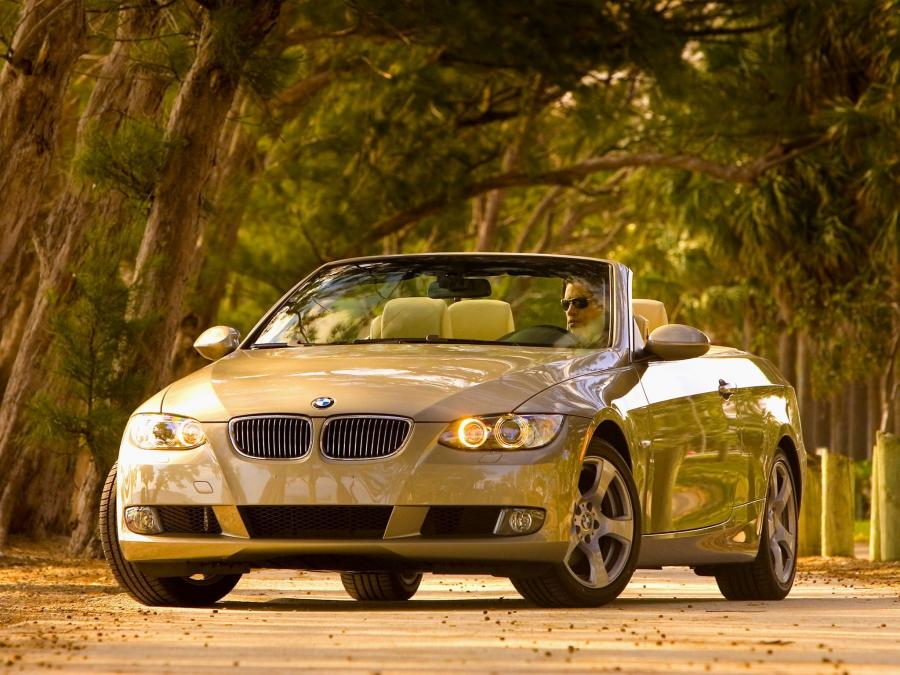  BMW 328i Convertible 2007 года  (US) (фото 1 из 7)